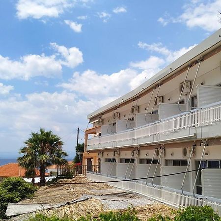 Poulea Rooms كالاماتا المظهر الخارجي الصورة